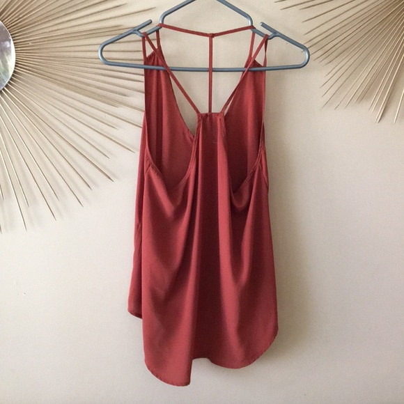 Strappy sleeveless top - Picture 3 of 3